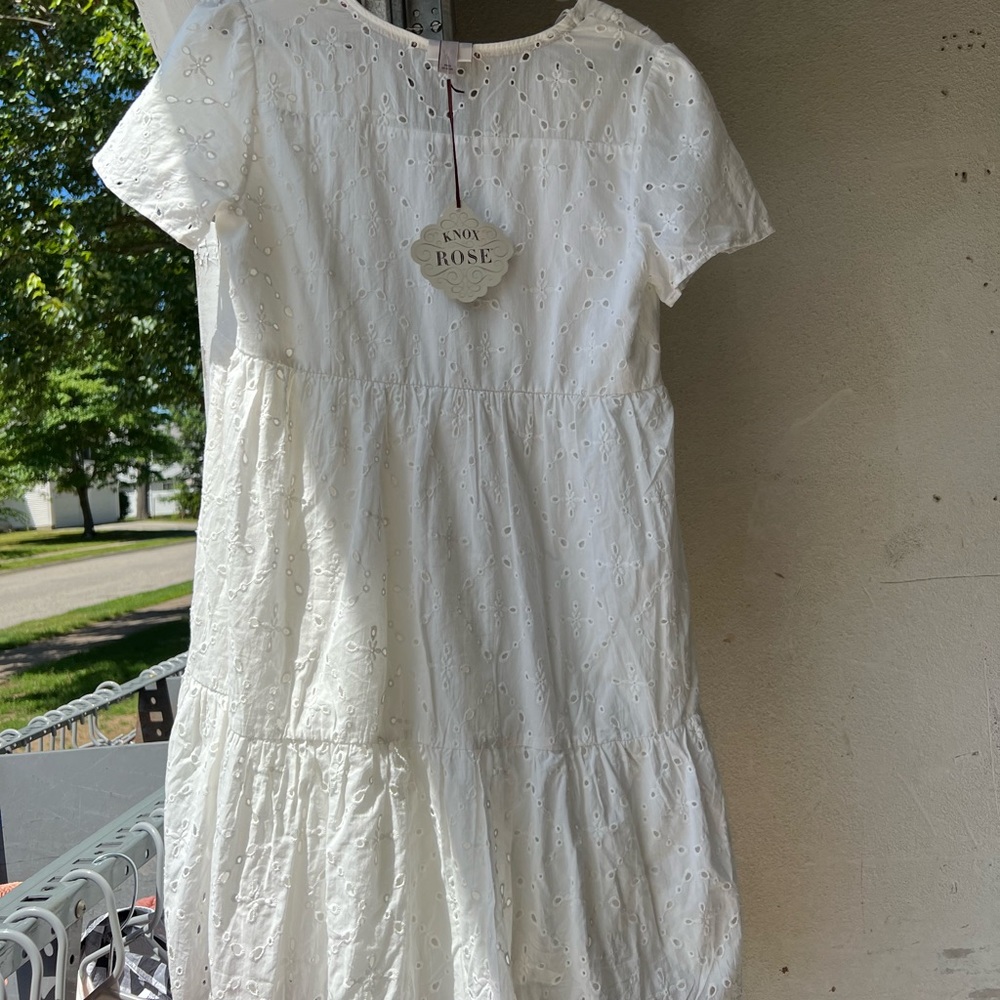 Dress - Picture 2 of 4